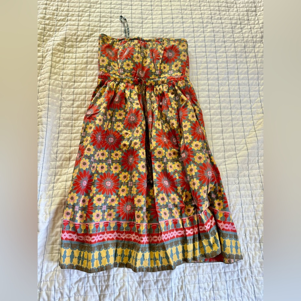 Plenty by Reese floral summer dress. Strapless and lightweight.